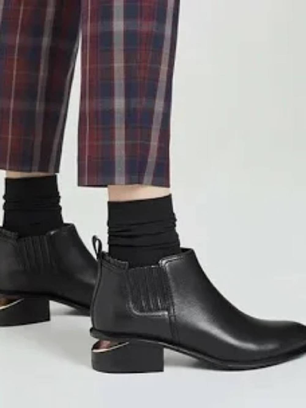 Alexander Wang Kori ankle boots featuring a distinct metallic cutout block heel - Picture 2 of 14